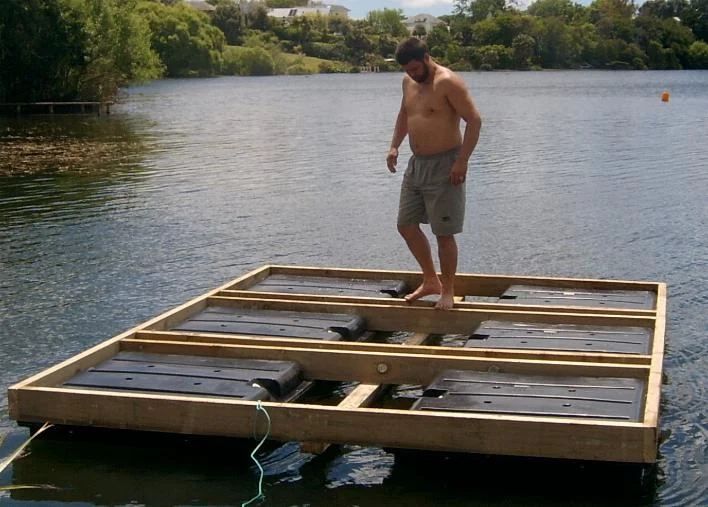 Man on a Walk Pod platform frame